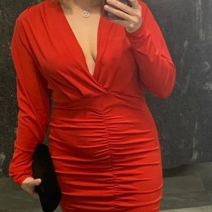 Long sleeve v-neck red dress